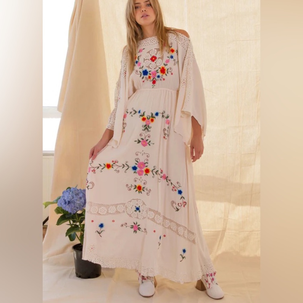 ISO FillyBoo (or Free People) Sixpence Reversible gown